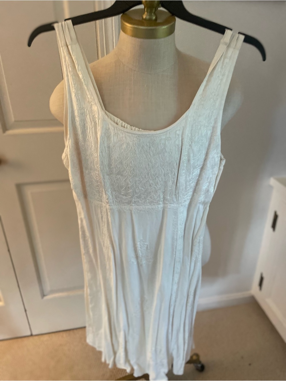 White Sleeveless Lace-Panel Boho Dress